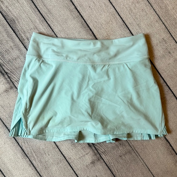 Lululemon Play Off The Pleats Women’s Tennis Skort, Sz. 4 Regular, EUC! - Picture 1 of 6